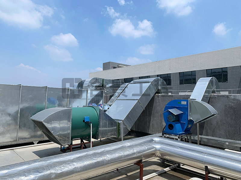 東莞盈灃科技有限公司工程緊鑼密鼓施工中，為迎接竣工全力奮戰(zhàn)！