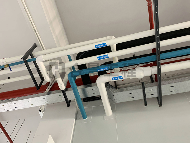 東莞盈灃科技有限公司工程緊鑼密鼓施工中，為迎接竣工全力奮戰(zhàn)！