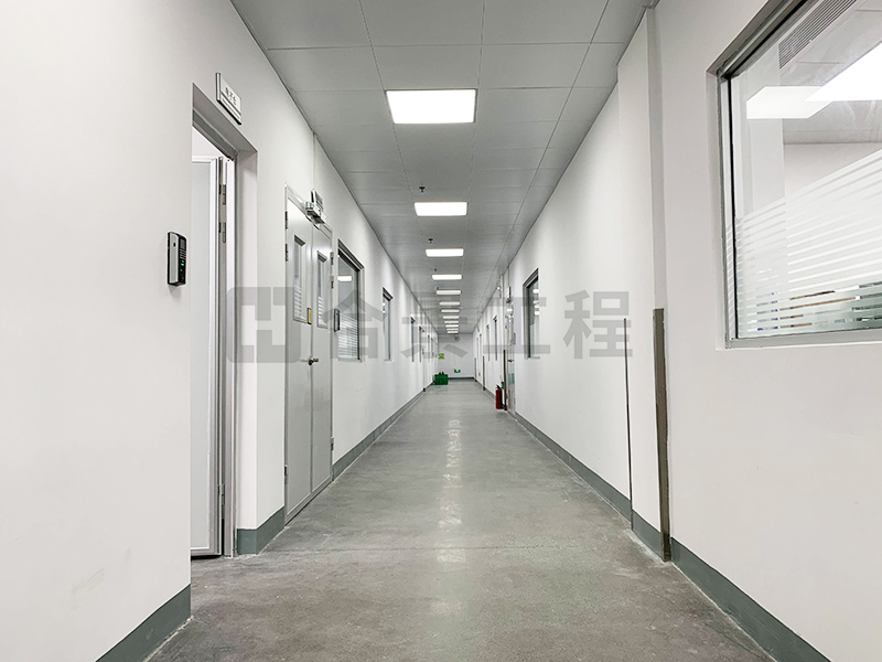東莞盈灃科技有限公司工程緊鑼密鼓施工中，為迎接竣工全力奮戰(zhàn)！